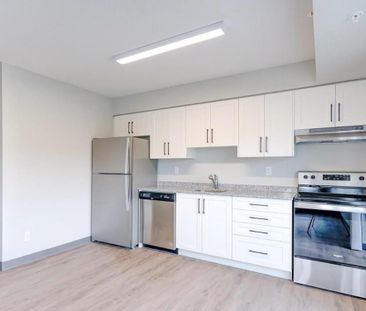 For Lease - 595 Strasburg Road Unit# 711, Kitchener, Ontario - Photo 3