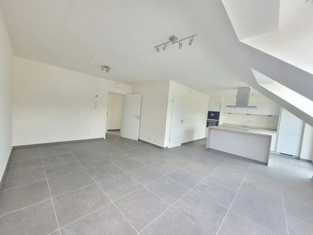 Appartement te huur - Foto 2