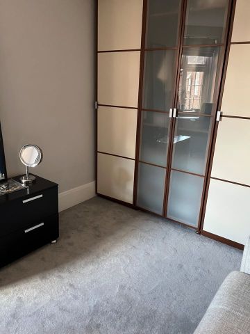 Room in a Shared Flat, Moreland Court, NW2 - Photo 4