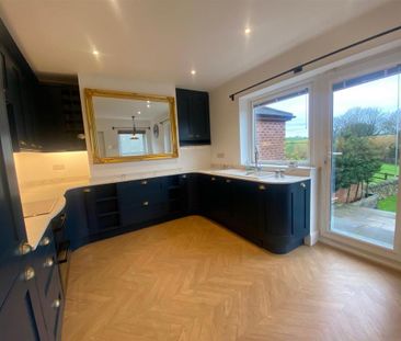 3 bedroom semi-detached house to rent - Photo 5