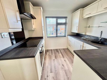 1 bedroom maisonette to rent - Photo 4