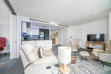 Dollar Bay Place, Canary Wharf, E14 - Photo 2