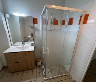 Location Appartement 1 pièce 33m² - Photo 5