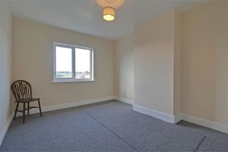 Holyhead Road, Coventry - - Photo 4