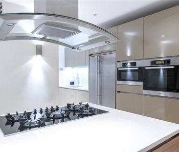 3 bedroom property to let - Photo 2