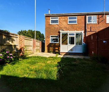 2 bedroom end of terrace house to rent - Photo 6