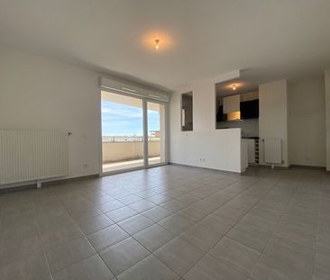 Location Appartement 3 pièces 61m² BESANCON 25000 - Photo 2