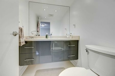 For Lease - 75 Graydon Hall Drive Unit# 2005, Toronto, Ontario - Photo 2