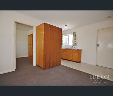 9/137 Lawley Street, Yokine, WA 6060 - Photo 4