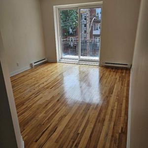 1 CH - 1 SDB - Montréal - $1,200 /mo - Photo 2