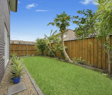 13 Empire Circuit, Penrith - Photo 6