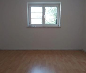 NEU - Zentrumsnahe 2-Zimmer-Dachgeschoßwohnung mit Küchenblock in K... - Photo 5