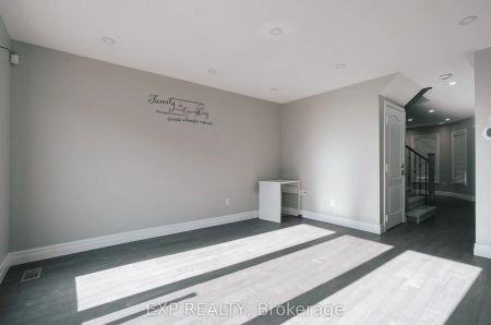 10 Virtues Avenue #Upper - Photo 4