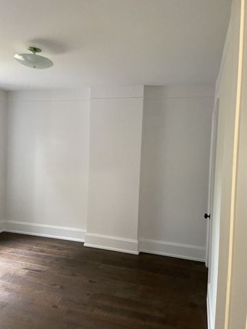 For Lease - 180 Market Street, Hamilton, Ontario - Photo 3