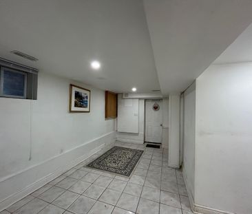 For Lease - 568 Oakwood Avenue Unit# Basement, Toronto, Ontario - Photo 4