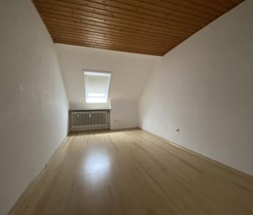 Gemütliche 4-Zimmer-DG-Wohnung - Photo 6