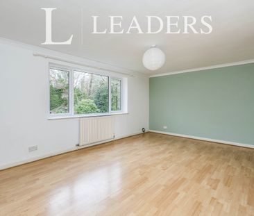 2 bedroom apartment to rent Robin Court, Northlands Road, Southampt... - Photo 2