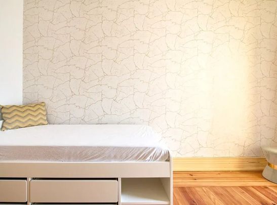 Avenida Álvares Cabral, Lisbon, Lisbon 1250-018 - Photo 1