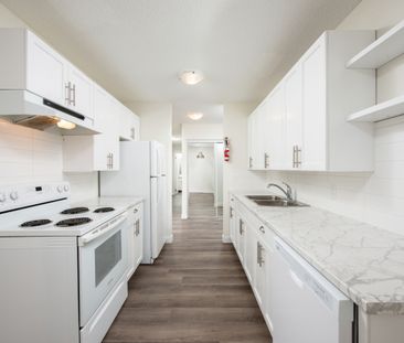 Birch Manor - Photo 1