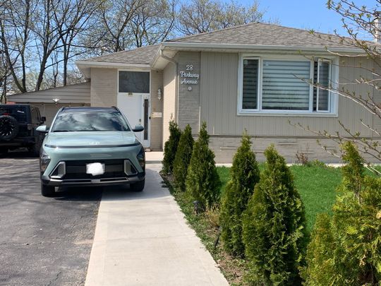 For Lease - 28 Parkway Avenue Unit# UPPER, Brampton, Ontario - Photo 1