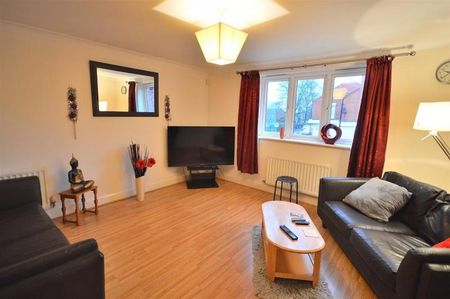 2 Bedroom Apartment To Let - Photo 3