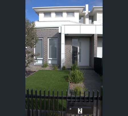 7/2 Stenhouse Avenue, Brooklyn, Vic 3012 - Photo 2