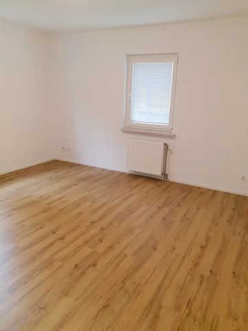 Sanierte Wohnung - mit neuer Küche zu vermieten! - Photo 2
