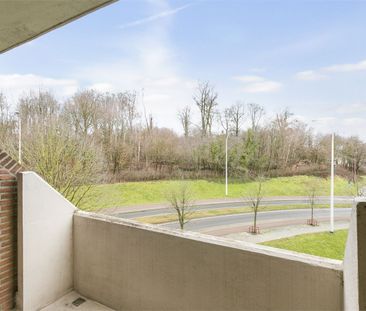 LUXUEUS APPARTEMENT MET 2 SLPKS TE DIEST! - Photo 3