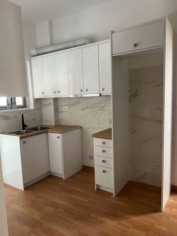 Studio/Γκαρσονιέρα για ενοικίαση - Νέα Σμύρνη, - Photo 2