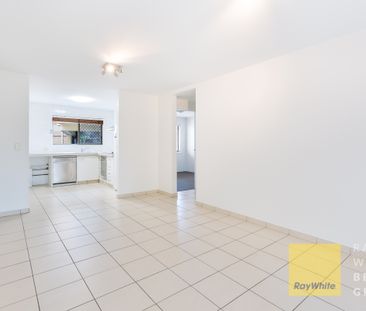 2/109 High Street, Southport QLD 4215 - House For Rent | Domain - Photo 3