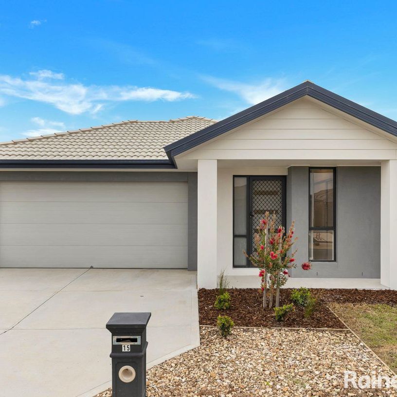 15 Cassinia Circuit, Tarneit, VIC 3029 - Photo 1