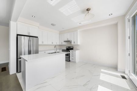 For Lease - 261 Seaview Heights, East Gwillimbury, Ontario - Photo 4