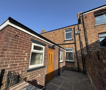2 bedroom terraced house to rent - Photo 2