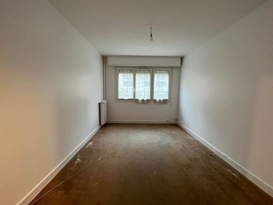 Appartement 4 pièces - 90 m² - Box et Cave - En cours de rafraichissement - Photo 1