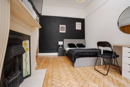 Room in a Shared House, Anfield Road, L4 - Photo 4