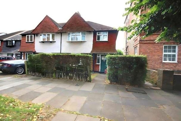 Neeld Crescent, London, Middlesex, HA9 - Photo 1