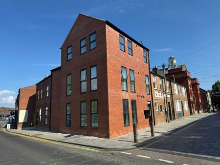 Flat to rent on - Photo 4