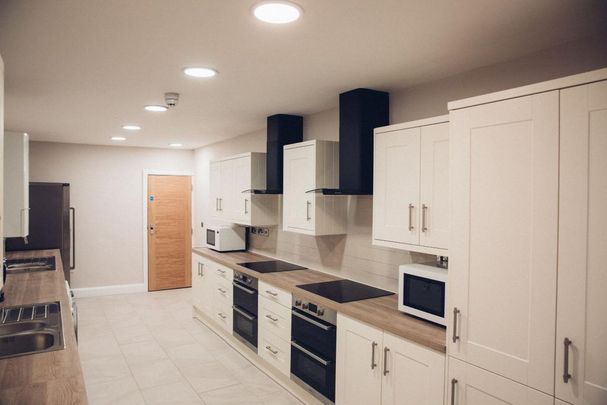 5 bedroom house share to rent - Photo 1