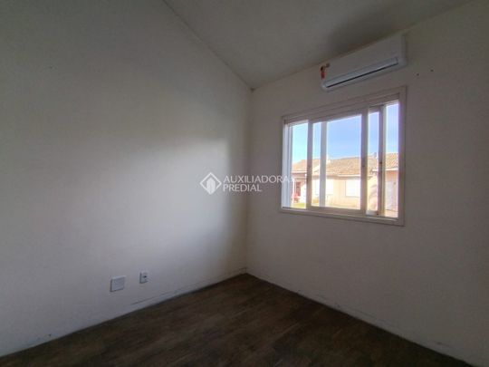 Casa em Condomínio com 3 quartos e 75m² para alugar em Rio Branco, Canoas. - Photo 1