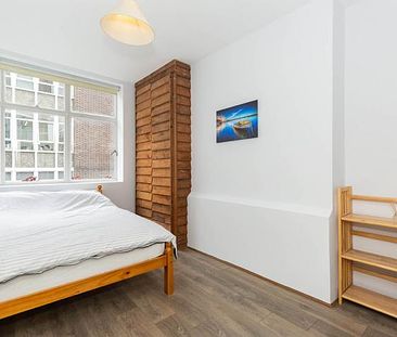 Located in Hatton Garden and a few minutes to Farringdon Station - Photo 1