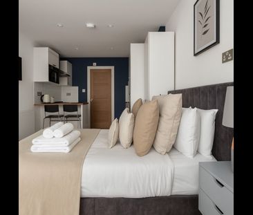Studio Flat, Greyhound Road, W6 - Photo 3