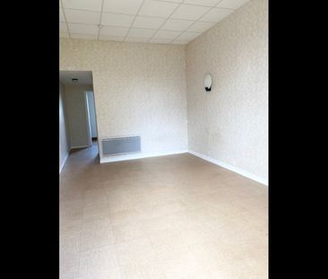 Location Appartement Studio 33 m² Saint-Benoît-du-Sault - Photo 1