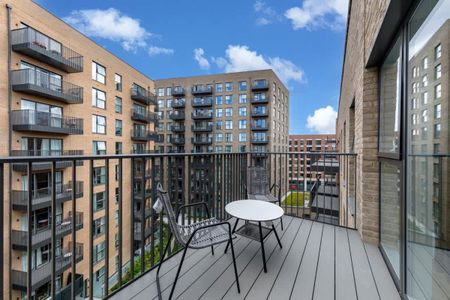 UNCLE, Colindale, NW9 - Photo 5