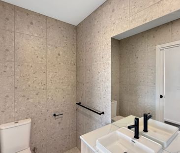 29 Camelon Avenue, Thornhill Park, Vic 3335 - Photo 1