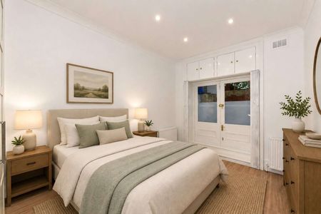 Modern and spacious garden maisonette situated on one of Primrose Hill’s most desirable tree-lined roads - Photo 3