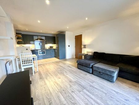 2 bedroom apartment to rent - Photo 2