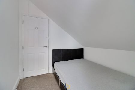 1 bed apartment to rent in Millstone Lane, Leicester, LE1 - Photo 3