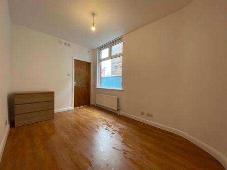 1 bedroom ground floor flat to rent - Photo 5