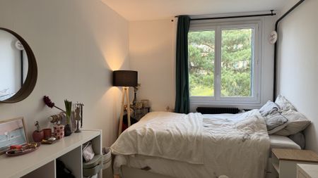 Appartement T3 avec balcon et parking - Photo 4