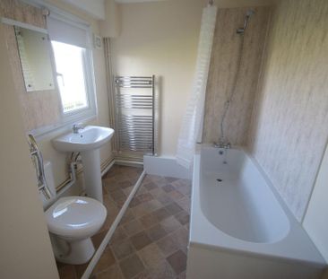 1 bedroom in a house share to rent - Photo 6